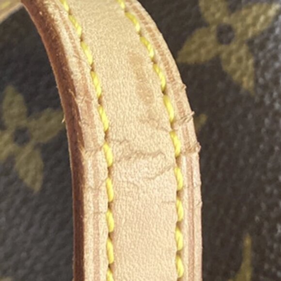 LOUIS VUITTON Coussin GM Shoulder Bag Monogram Leather BN France - Picture 10 of 16